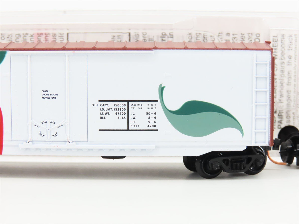 N Scale Micro-Trains MTL 38340 CN Canadian National &quot;Apple&quot; 50&#39; Box Car #18019