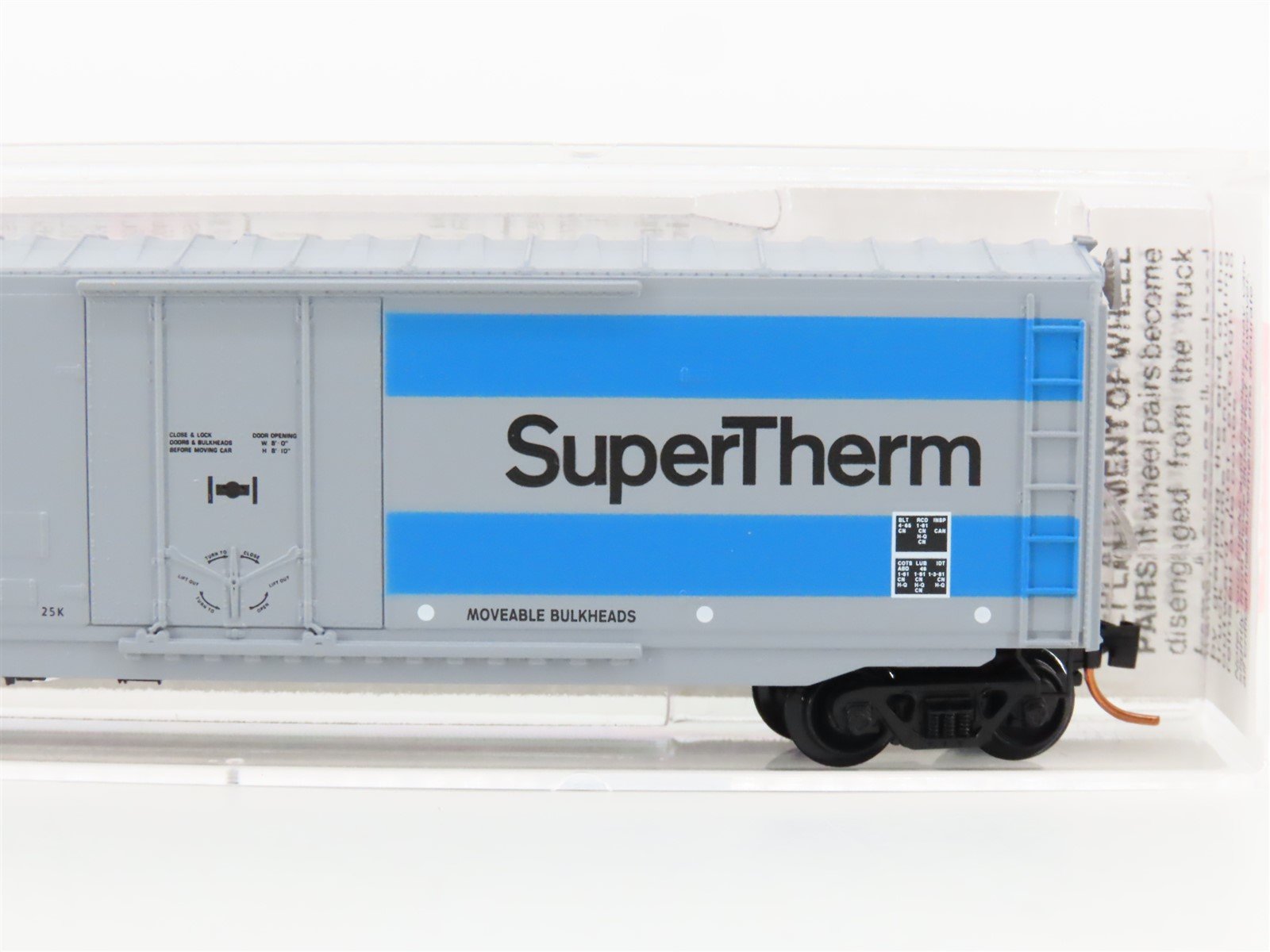 N Micro-Trains MTL 38330 CN Canadian National Super Therm 50' Box Car #289004