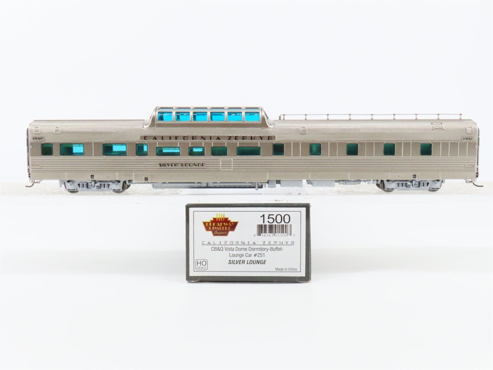 HO Broadway Limited BLI 1500 CB&Q California Zephyr Vista Dome Passenger