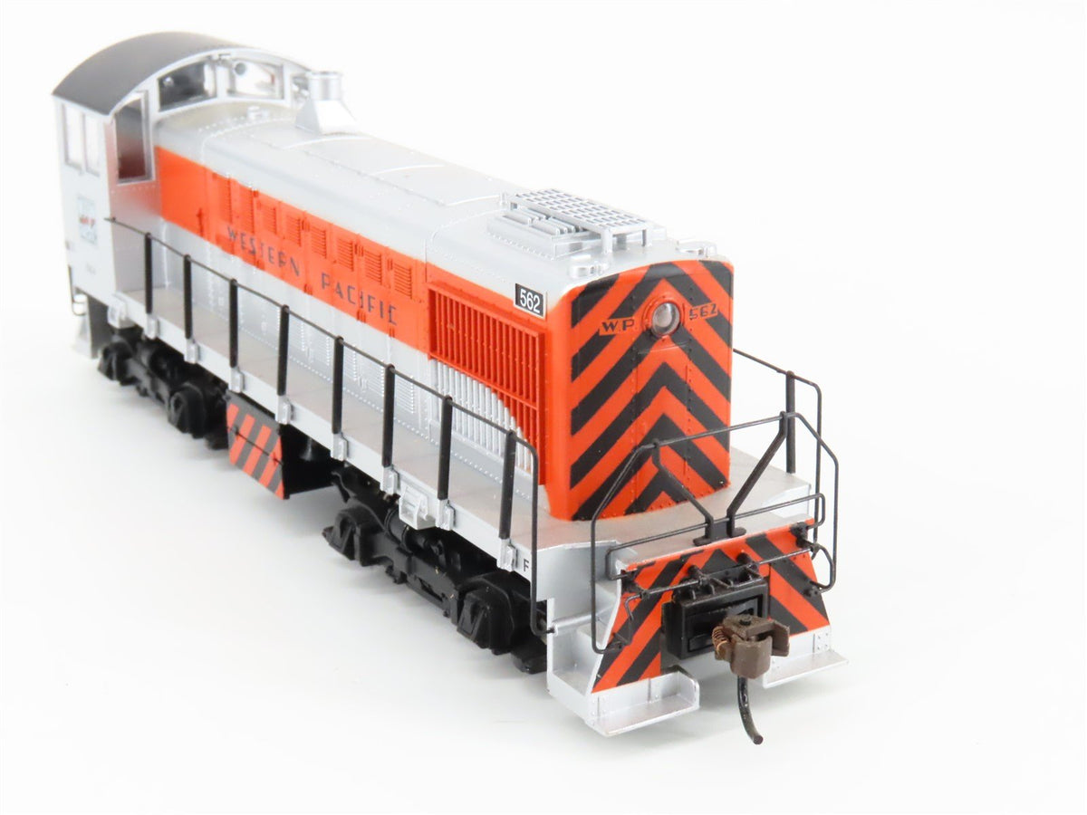 HO Scale Bachmann 63307 WP Western Pacific &quot;Feather&quot; S2 Diesel #562 w/DCC