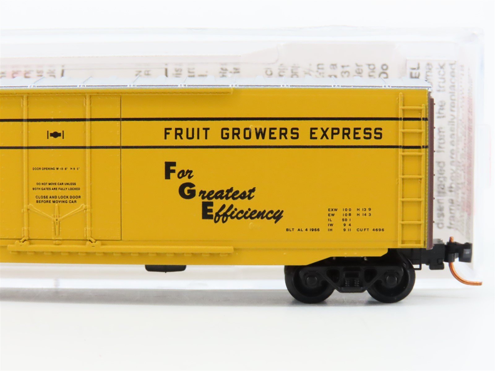 N Scale Micro-Trains MTL 03800380 SAL Fruit Growers Express 50' Box Car 593491