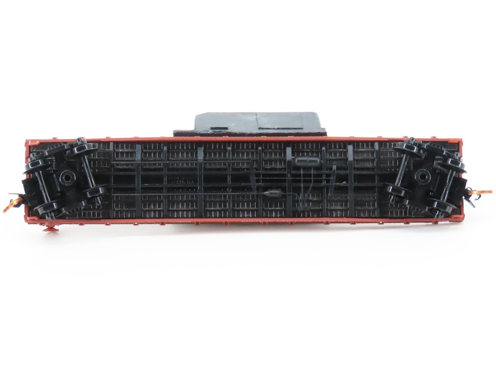 N Micro-Trains MTL 04500320 CN Canadian National 50' Flat Car #54201 w/load