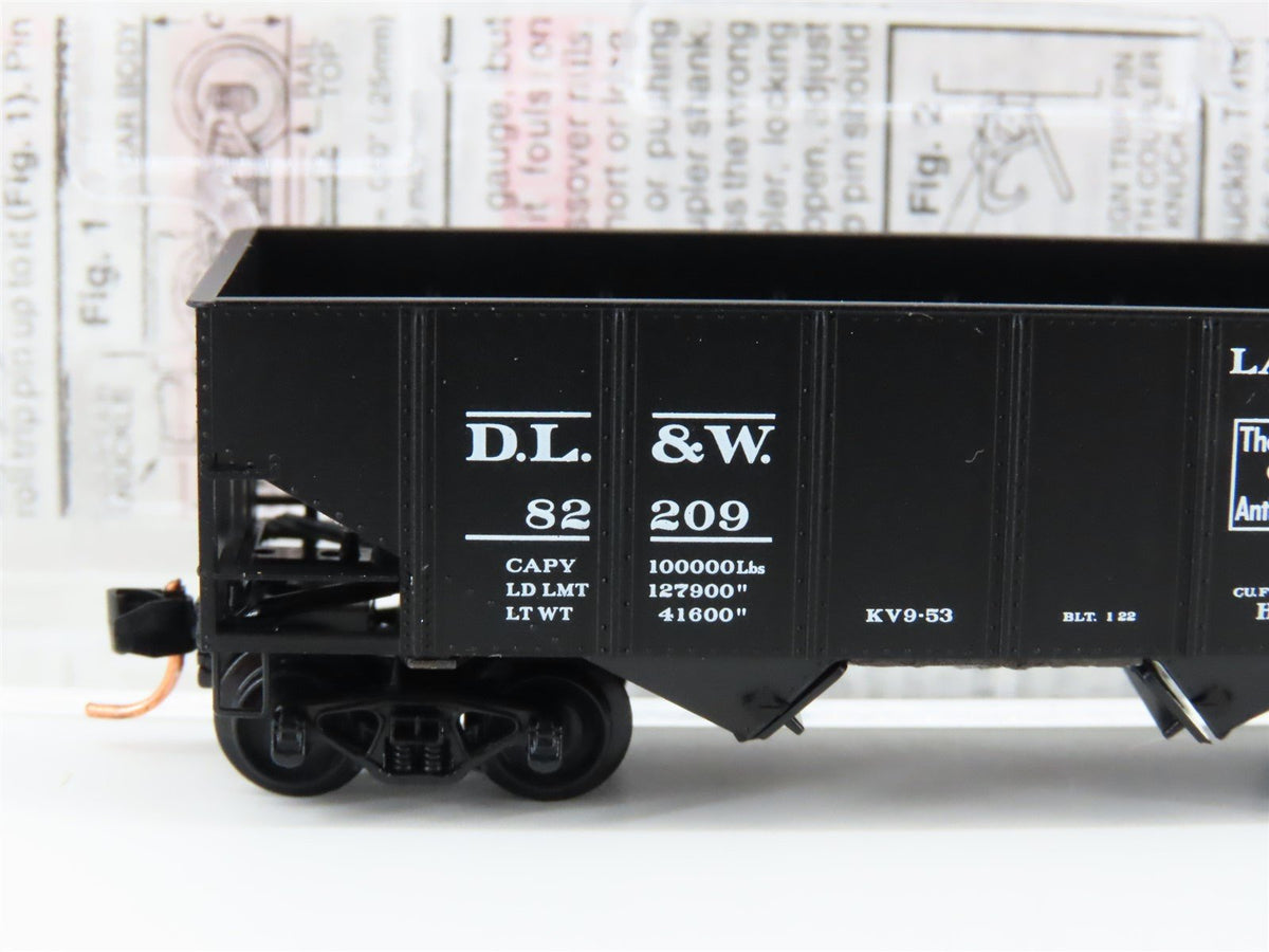 N Scale Micro-Trains MTL 56320 DL&amp;W Lackawanna 33&#39; 2-Bay Hopper #82209