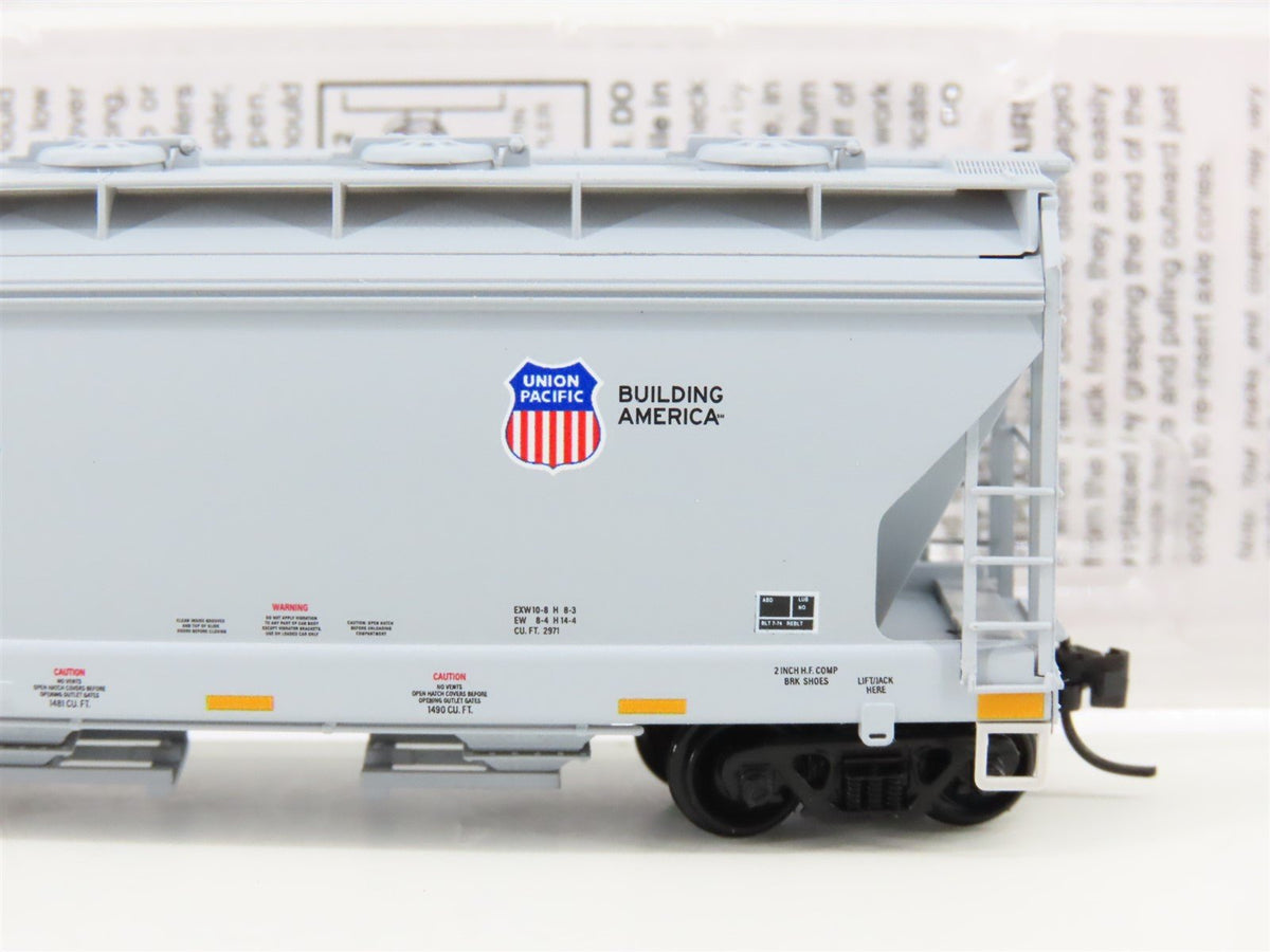 N Micro-Trains MTL 09200502 UP Union Pacific D&amp;RGW 2 Bay Covered Hopper #10029
