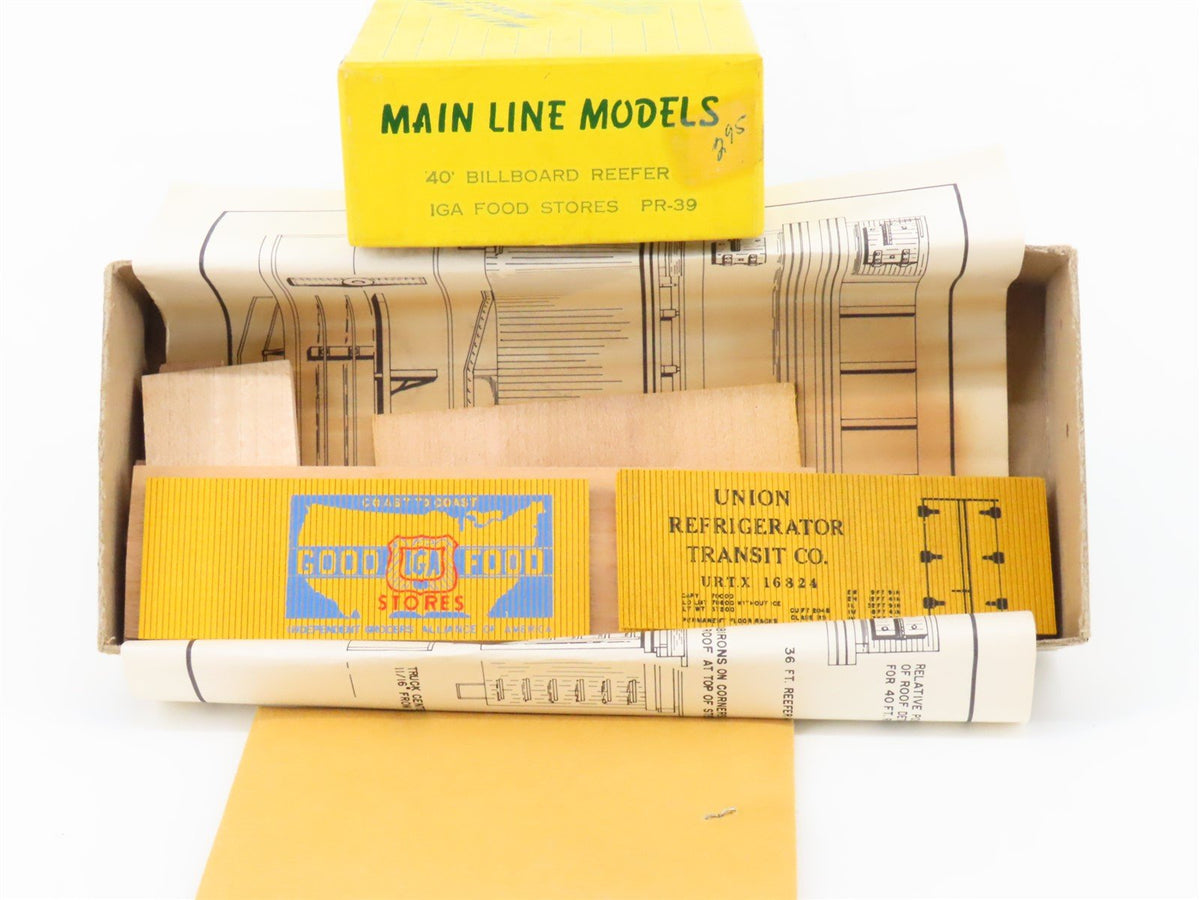 HO Scale Main Line Models Wood Kit URTX IGA Food Stores 40&#39; Reefer #16824