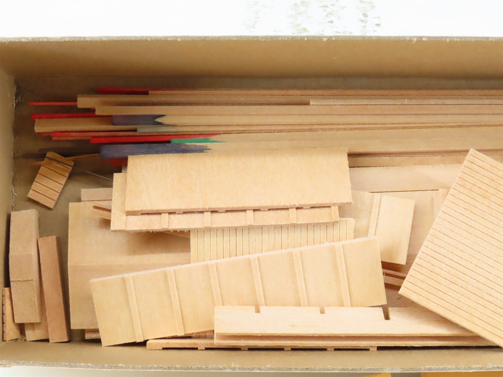 HO Scale Ambroid Wood Kit #1 SP Southern Pacific Automobile Box Car #67099