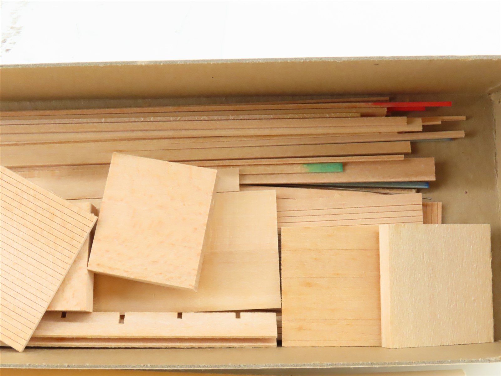 HO Scale Ambroid Wood Kit #1 SP Southern Pacific Automobile Box Car #67099