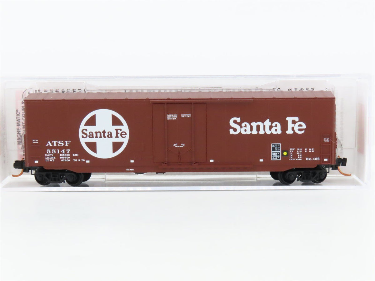 N Scale Micro-Trains MTL 18100010 ATSF Santa Fe 50&#39; Plug Door Box Car #55147