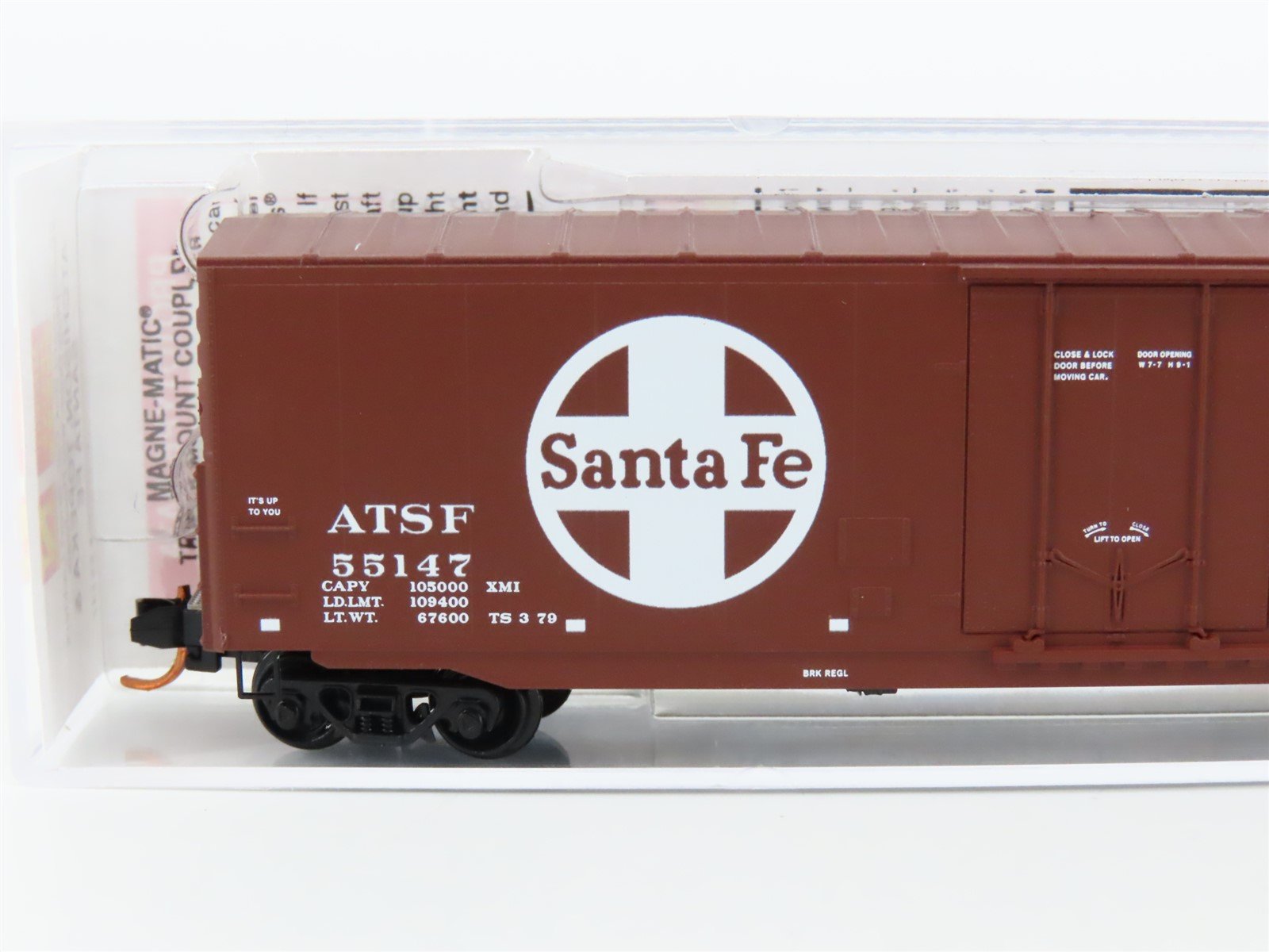 N Scale Micro-Trains MTL 18100010 ATSF Santa Fe 50' Plug Door Box Car #55147
