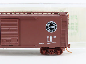 N Scale Micro-Trains MTL 02000093 1972 Series SP 40' Box Car #32772 - Blue Label