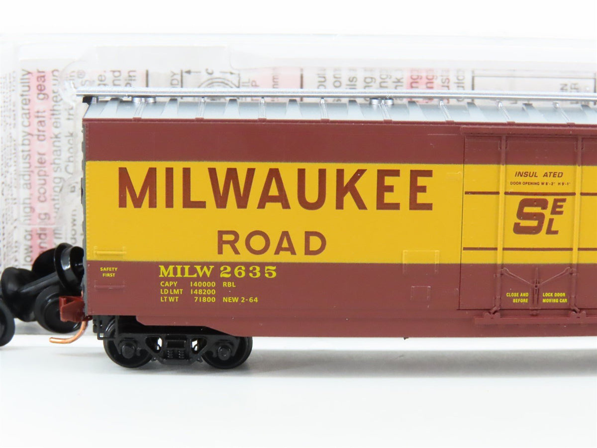 N Scale Micro-Trains MTL 03200420 MILW Milwaukee Road 50&#39; Plug Door Box Car 2635