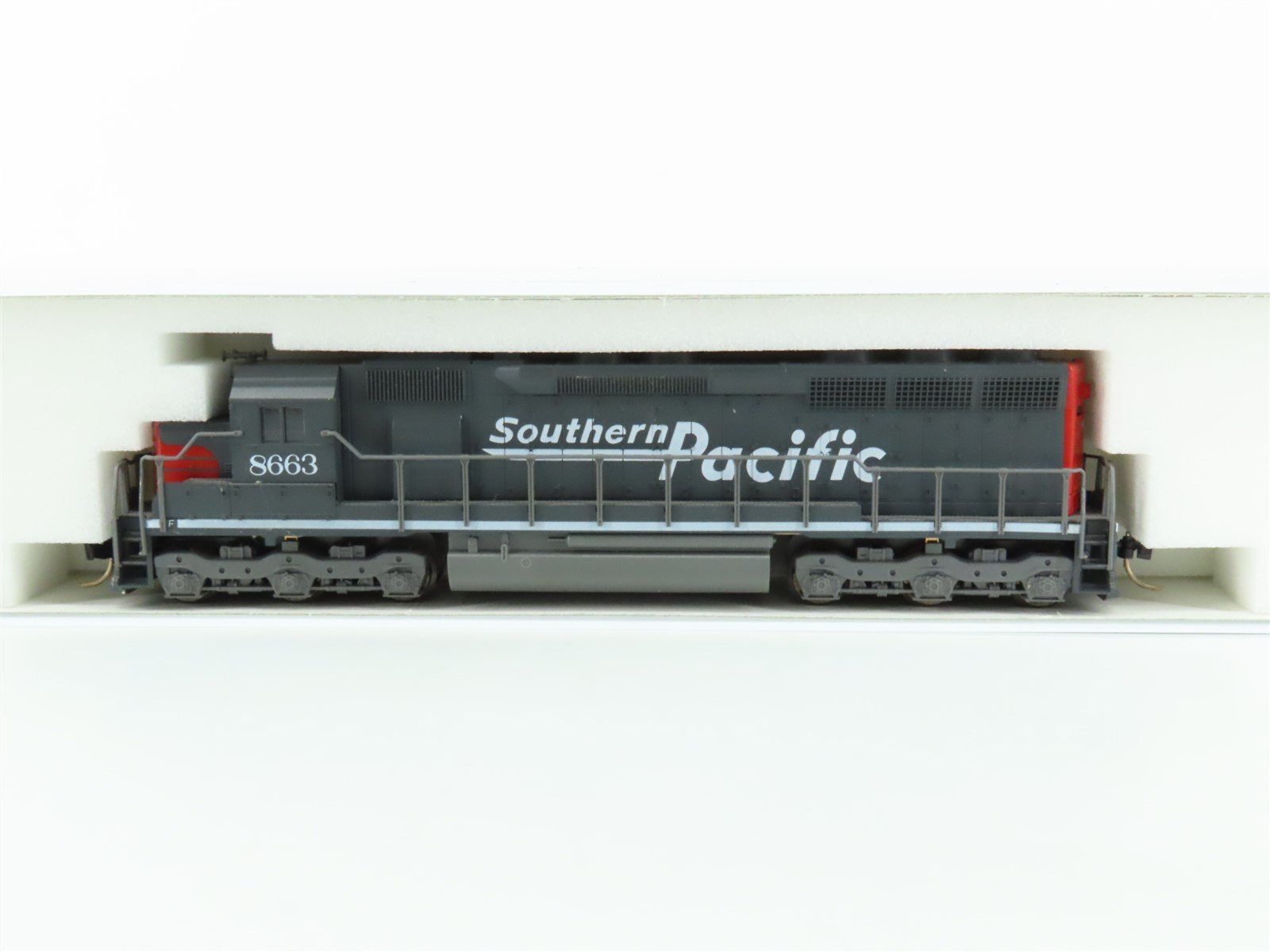 N Scale KATO 176-3116 SP "Bloody Nose" EMD SD45 Diesel #8663 - DCC Ready