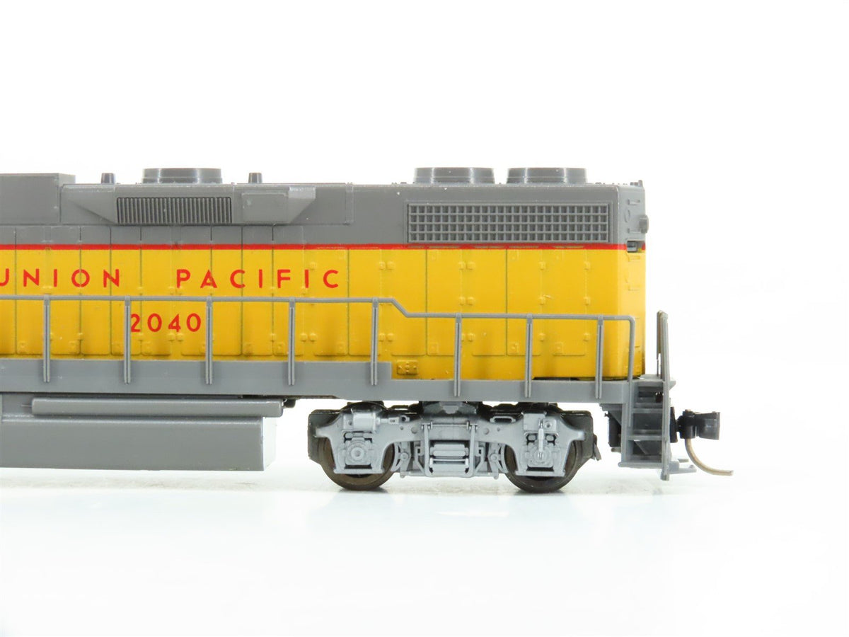 N KATO 176-015 UP Union Pacific &quot;We can handle it.&quot; EMD GP38-2 Diesel #2040