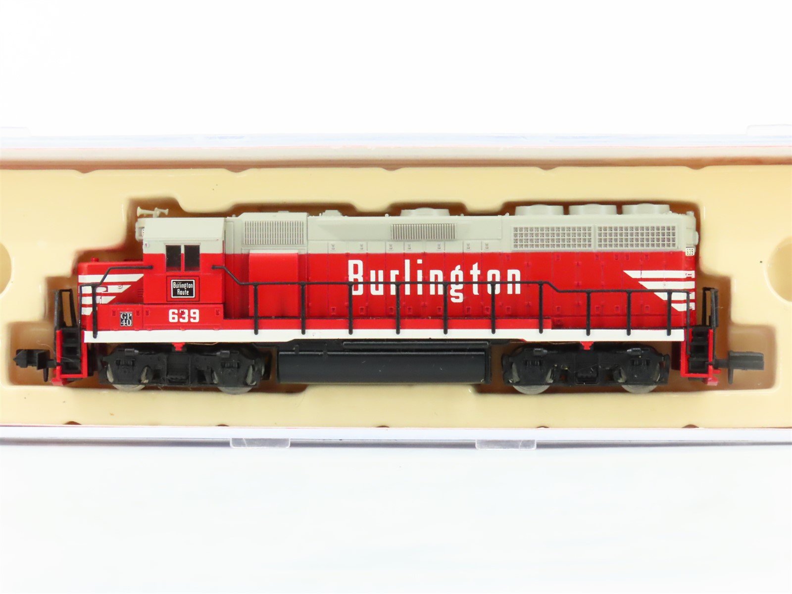 N Scale Atlas 48521 CB&Q Burlington Route EMD GP40 Diesel Locomotive #639