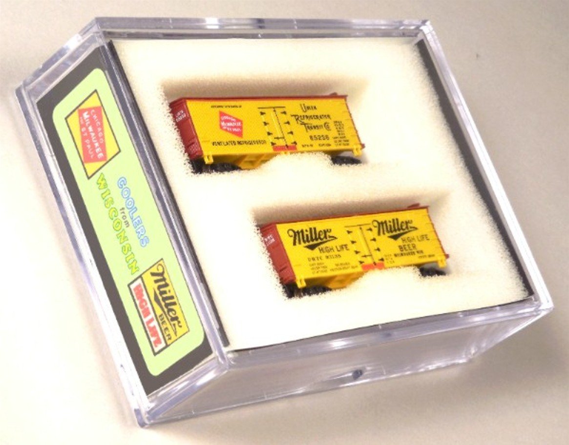 Z FULL THROTTLE FTCOL72 URTC &quot;Wisconsin Coolers&quot; 34&#39; Woodside Reefers Set #1