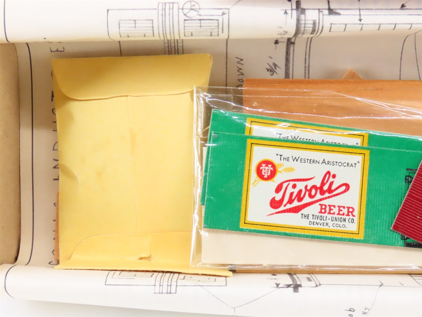 HO Scale Laconia Wood Kit #5101 TUX Tivoli Beer Reefer #5101