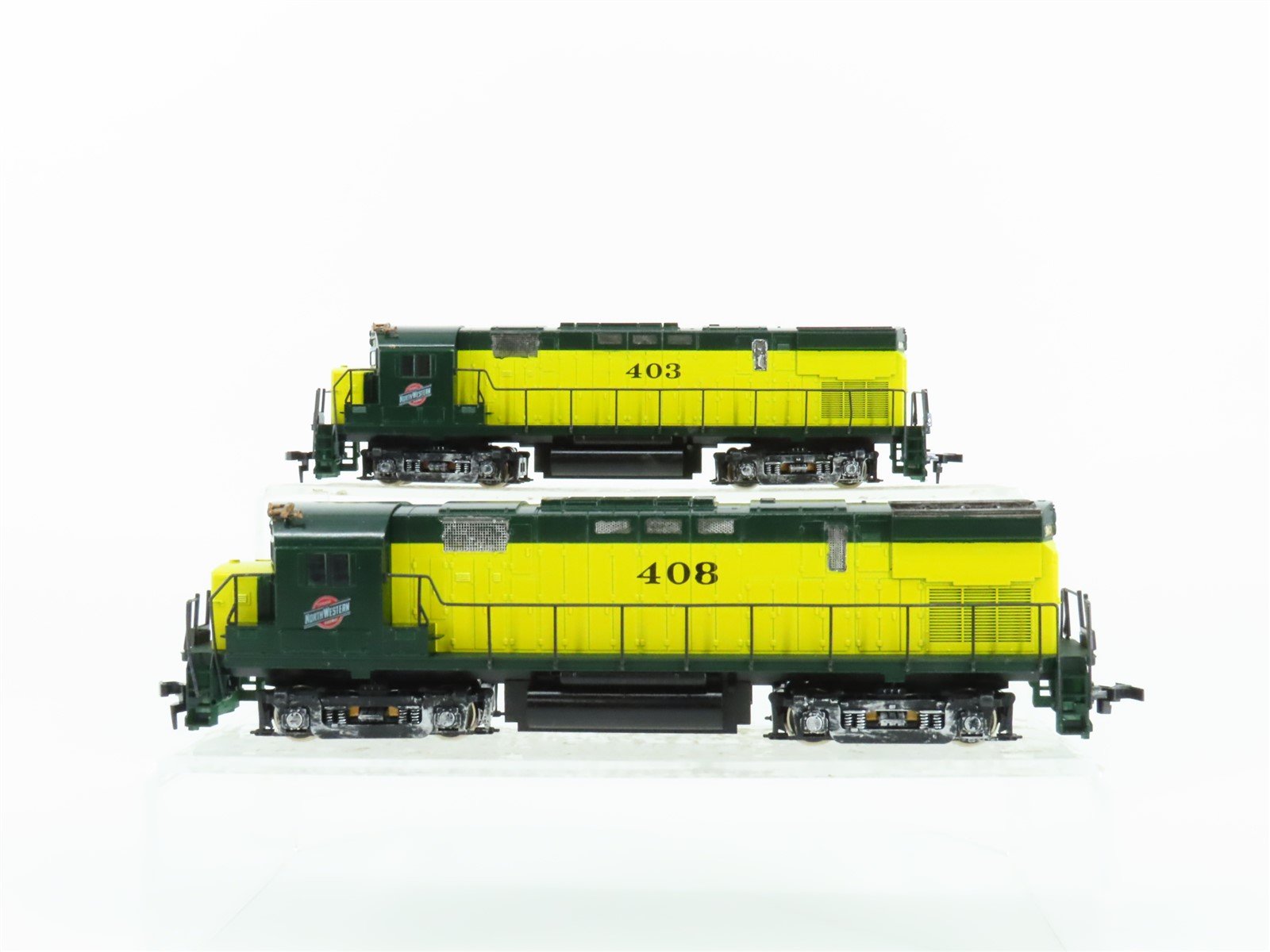 HO Scale KATO CNW Chicago Northwestern C424 Diesel Loco 2-Unit Set Customized