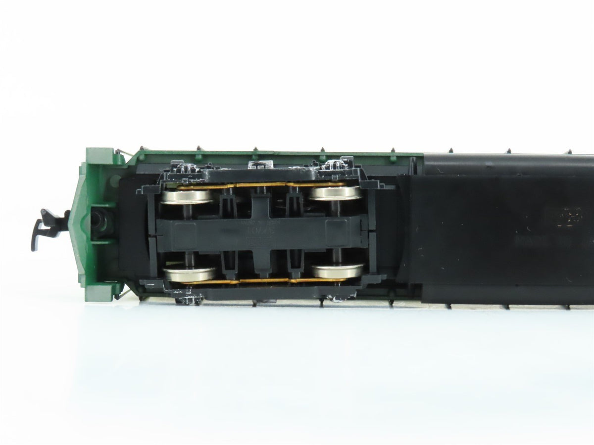 HO Scale KATO CNW Chicago Northwestern C424 Diesel Loco 2-Unit Set Customized