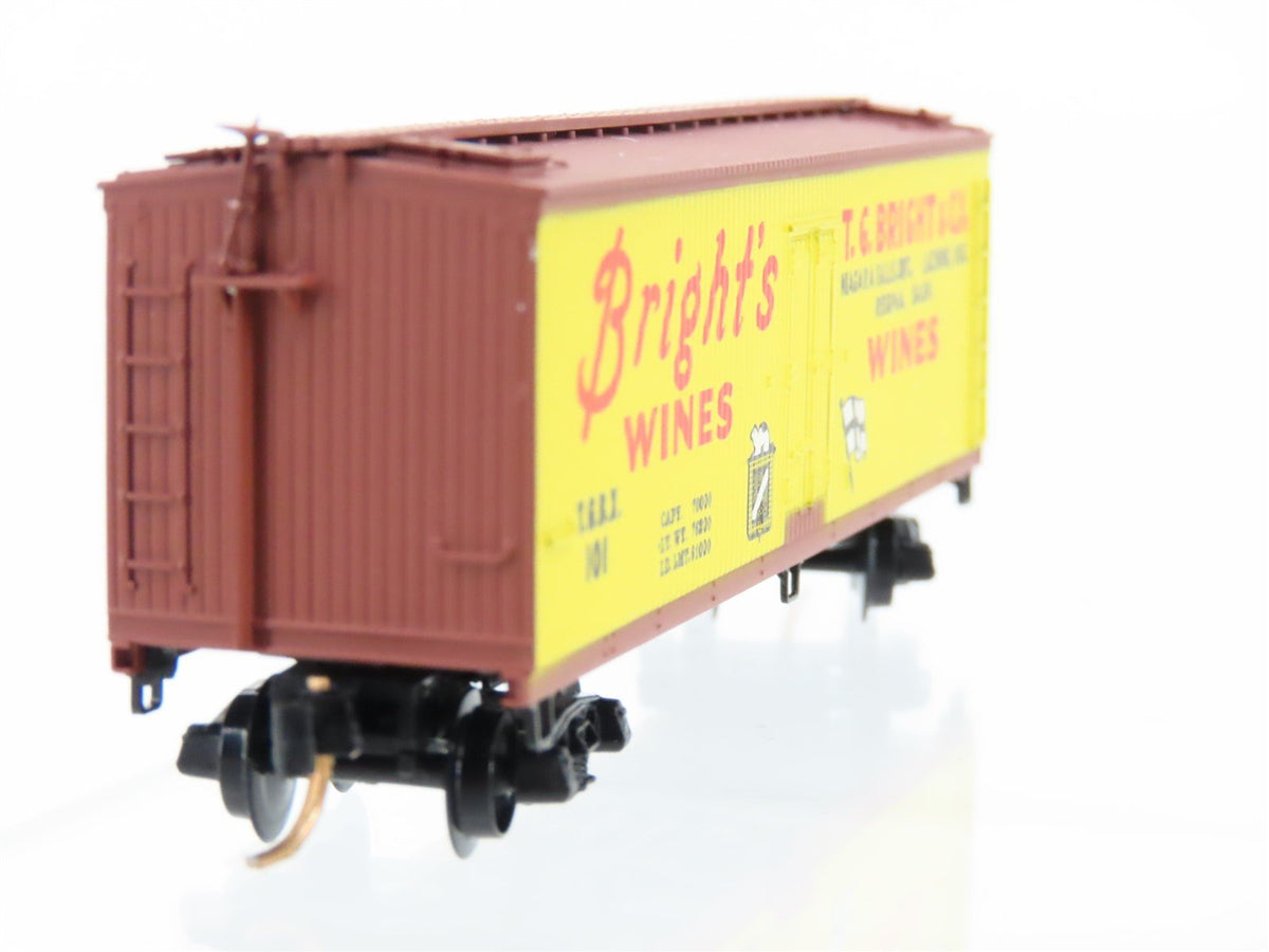 N Scale Kadee Micro-Trains MTL 49210 TGBX Bright&#39;s Wine Reefer #101