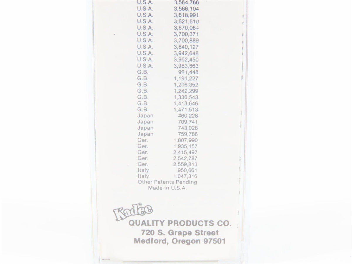 N Scale Kadee Micro-Trains MTL 49210 TGBX Bright&#39;s Wine Reefer #101