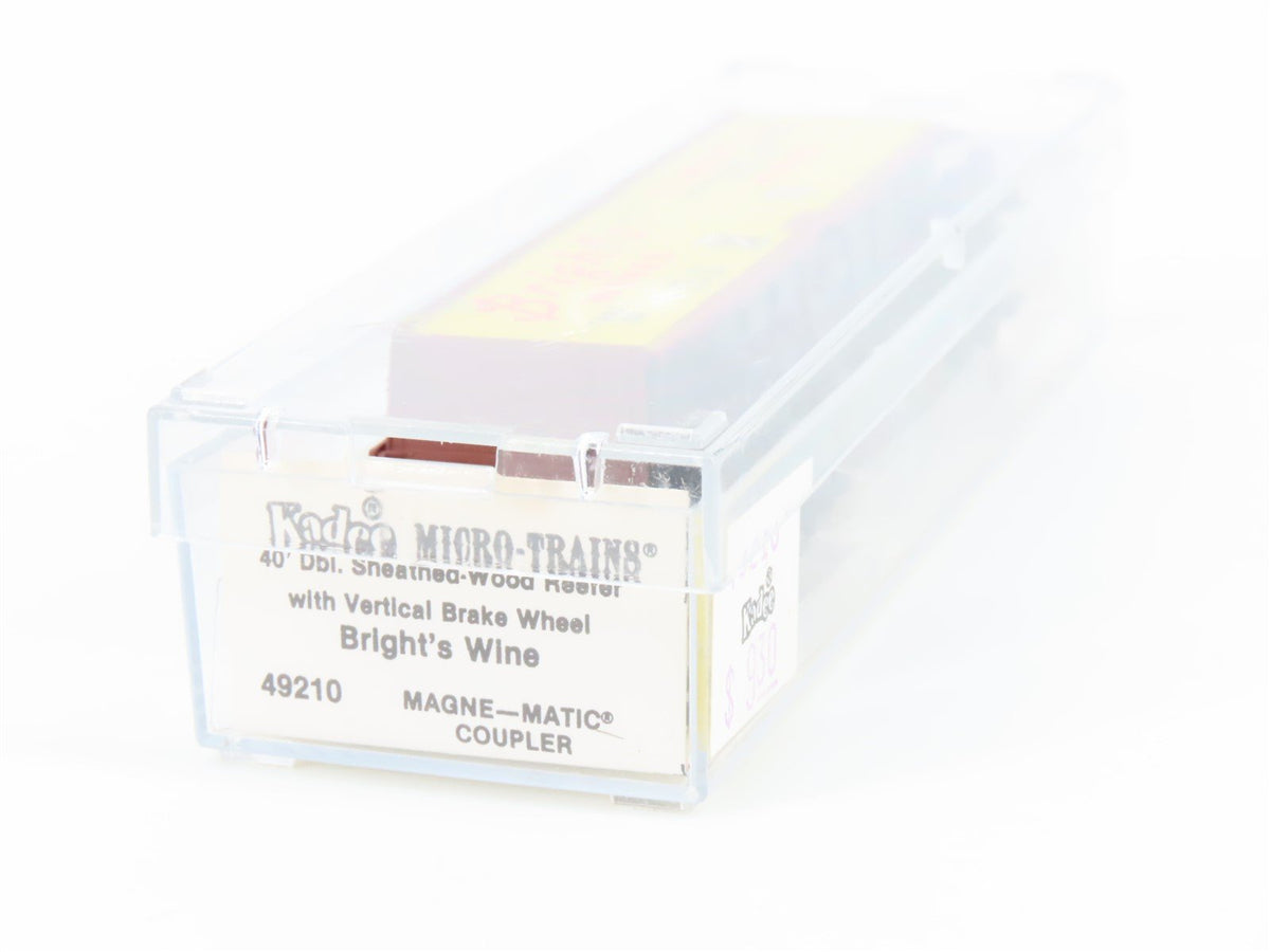 N Scale Kadee Micro-Trains MTL 49210 TGBX Bright&#39;s Wine Reefer #101