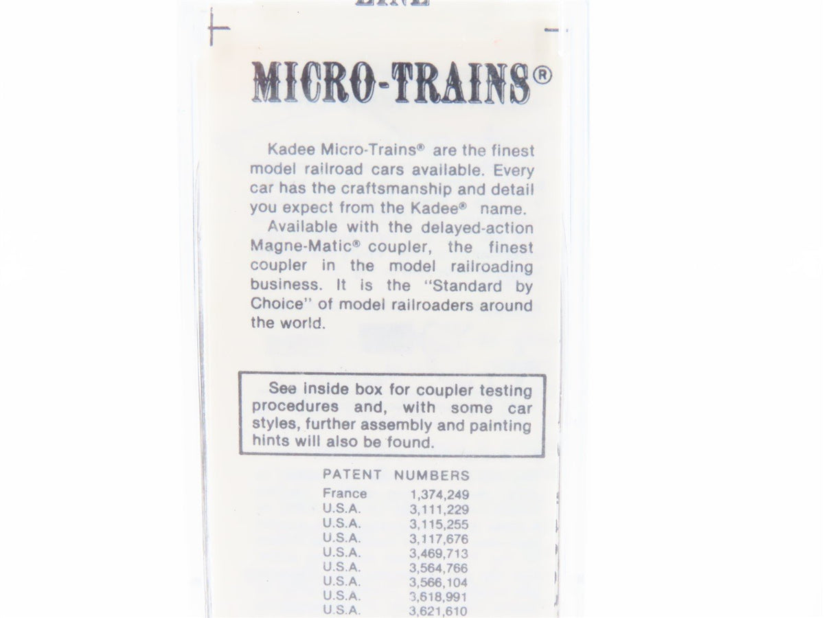 N Kadee Micro-Trains MTL 50040 ATSF Santa Fe 34&#39; Wood Sheathed Caboose #1205