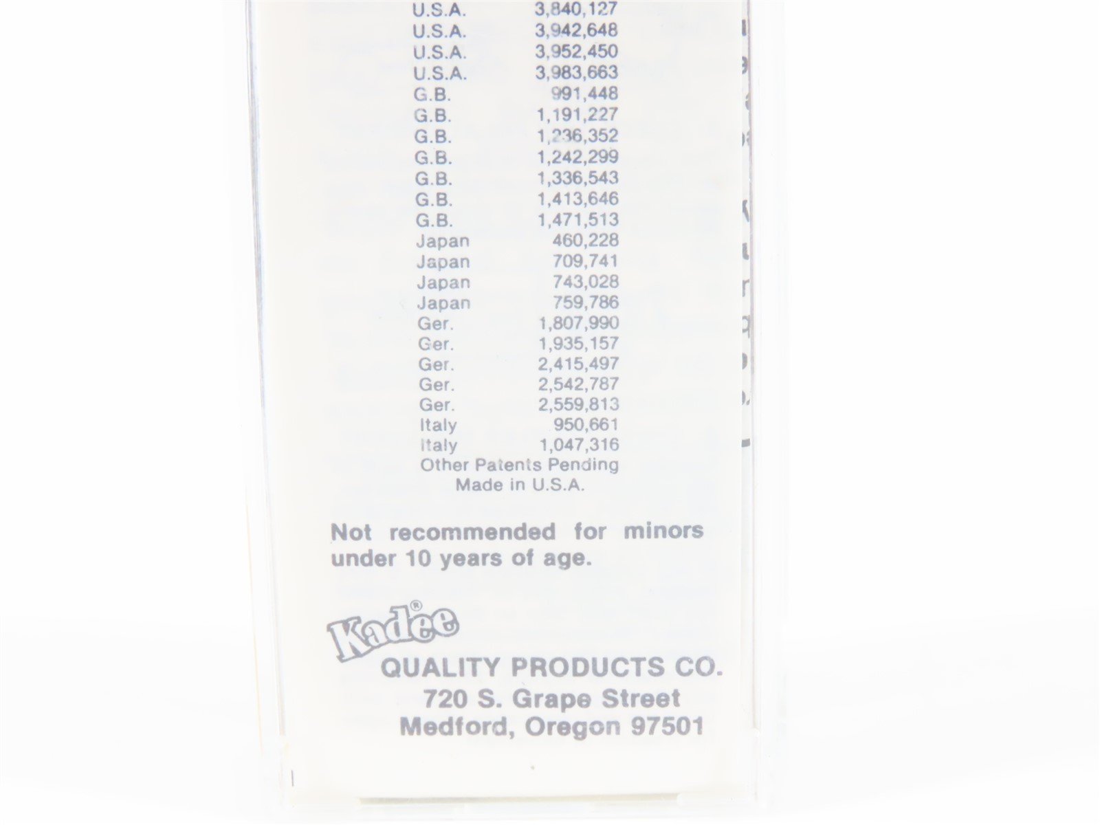 N Kadee Micro-Trains MTL 50040 ATSF Santa Fe 34' Wood Sheathed Caboose #1205