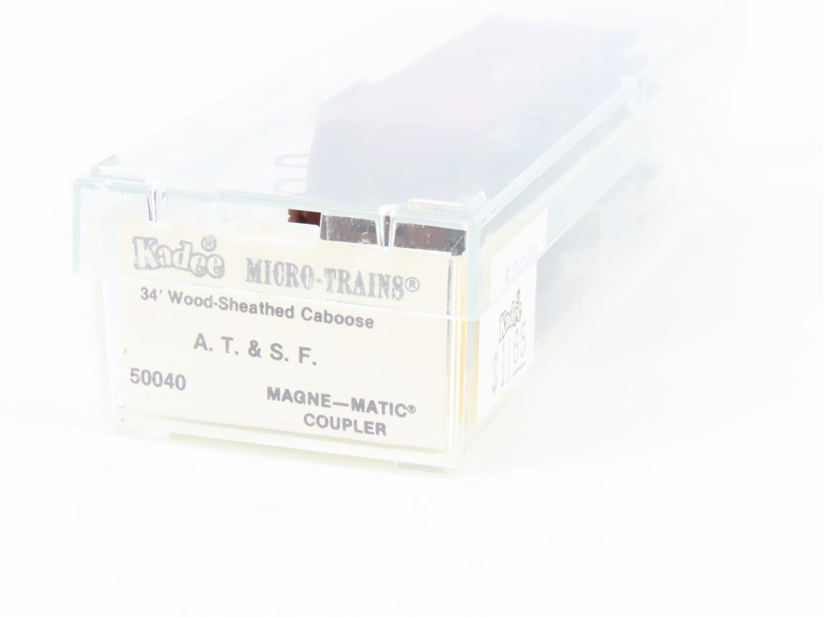 N Kadee Micro-Trains MTL 50040 ATSF Santa Fe 34&#39; Wood Sheathed Caboose #1205