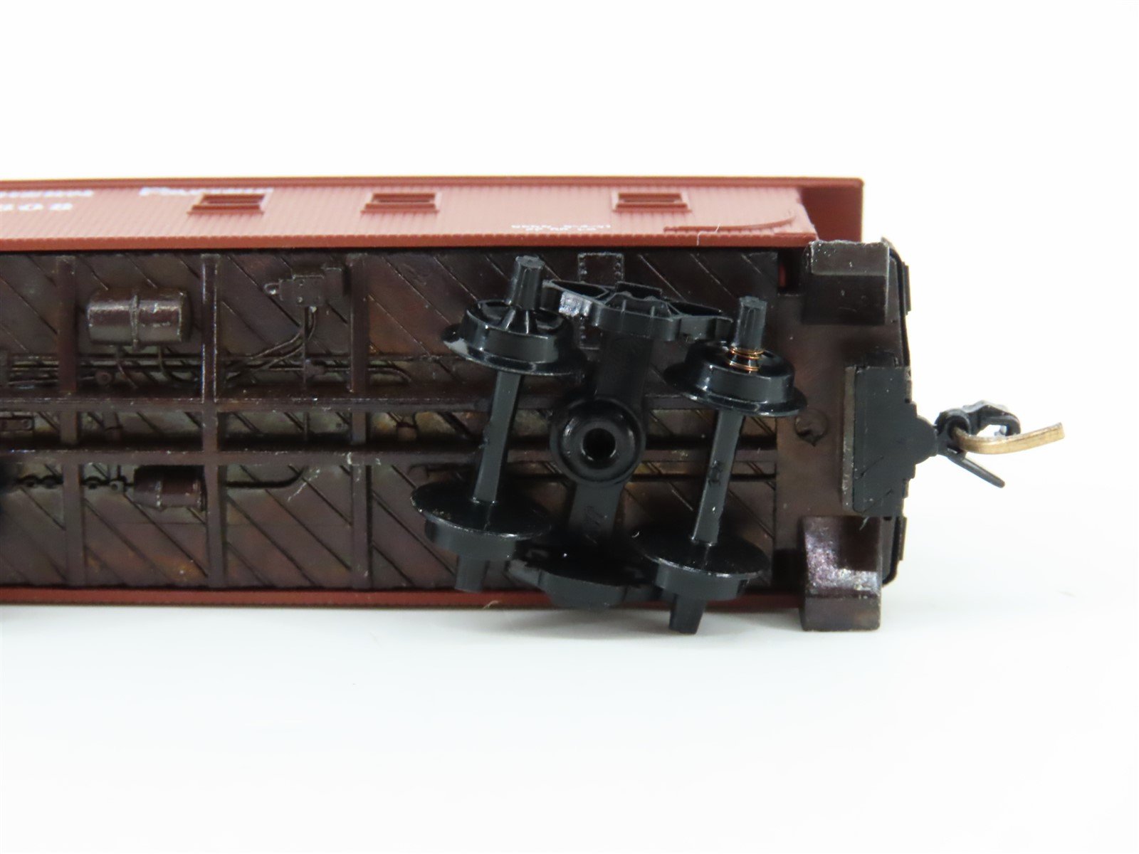 N Scale Kadee Micro-Trains MTL 50070 SP Southern Pacific 34' Caboose #608