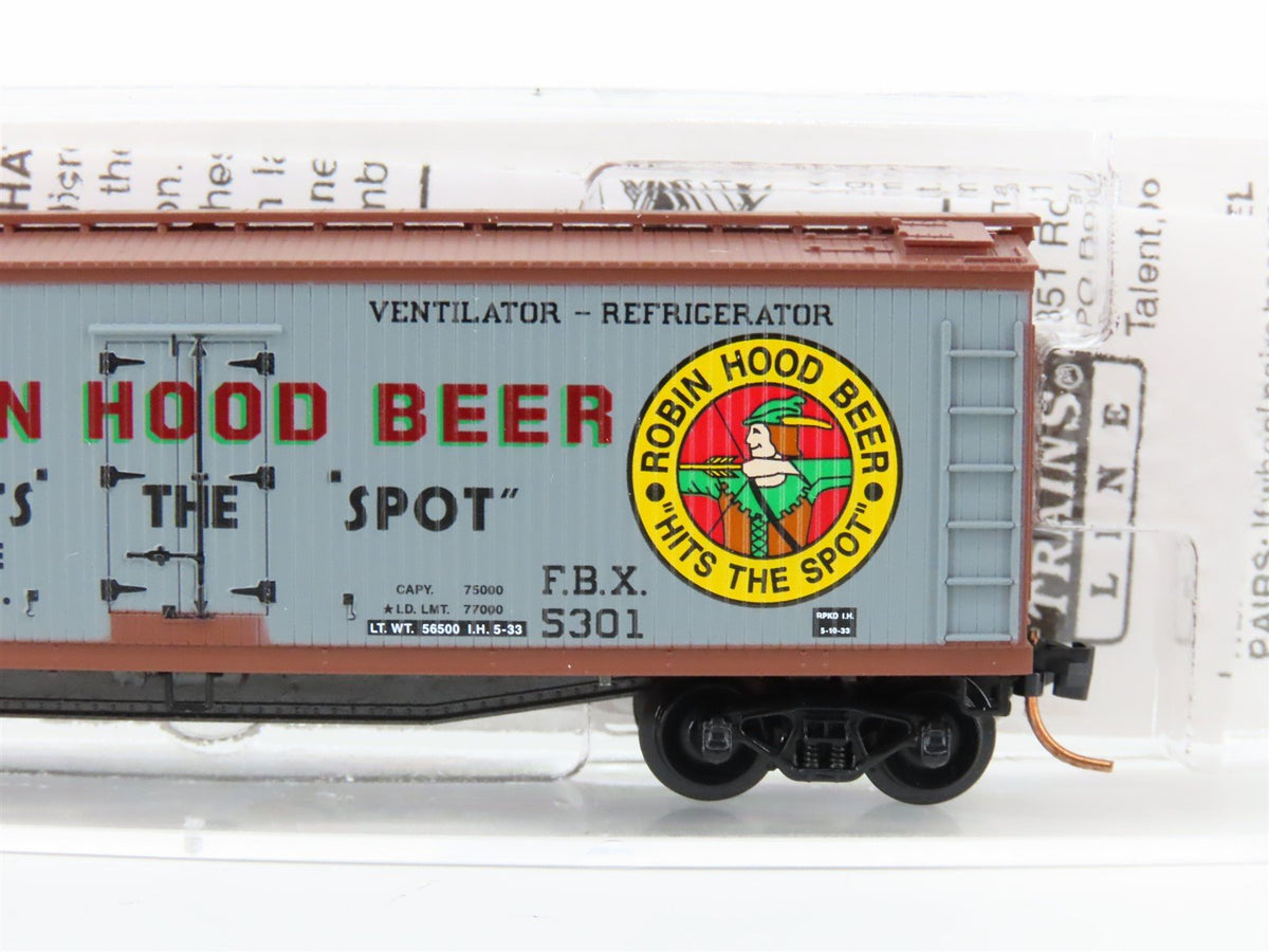 N Micro-Trains MTL 49450 FBX Robin Hood Beer Hits the Spot 40&#39; Wood Reefer #5301