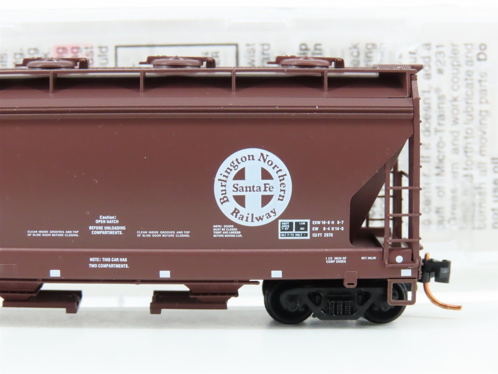 N Scale Micro-Trains MTL 09200190 BNSF Railway 2-Bay Center Flow Hopper 406031