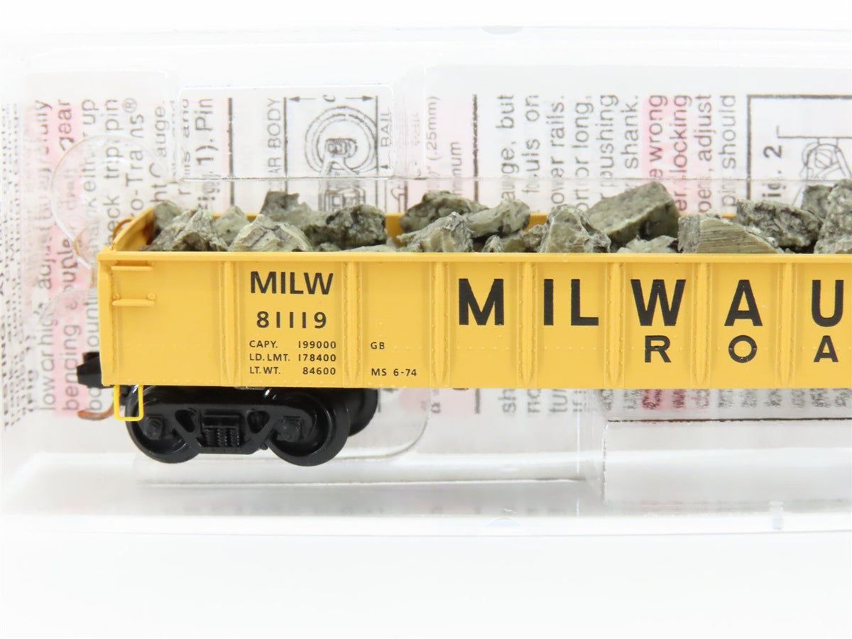 N Scale Micro-Trains MTL 48110.2 MILW Milwaukee Road 50&#39; Gondola #81119 w/ Load