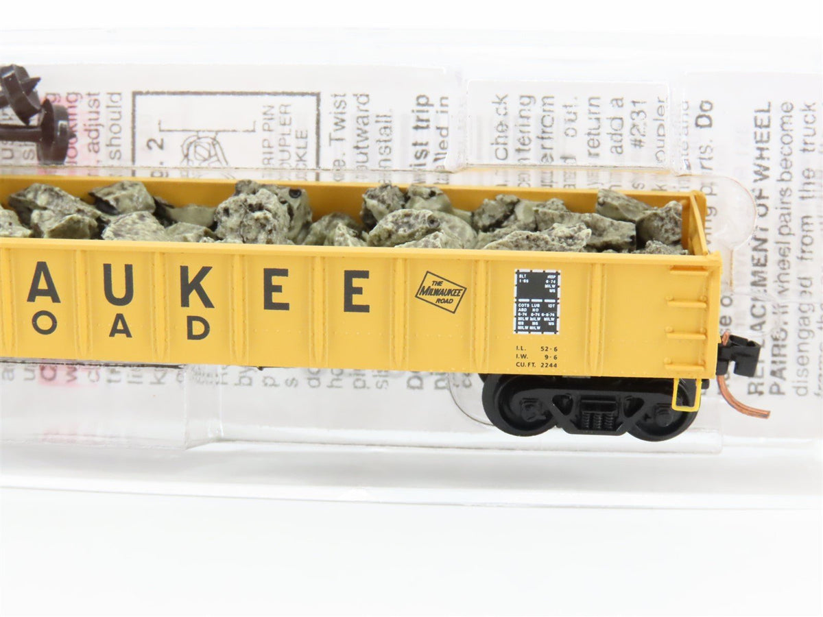 N Scale Micro-Trains MTL 48110.1 MILW Milwaukee Road 50&#39; Gondola #81087 w/ Load