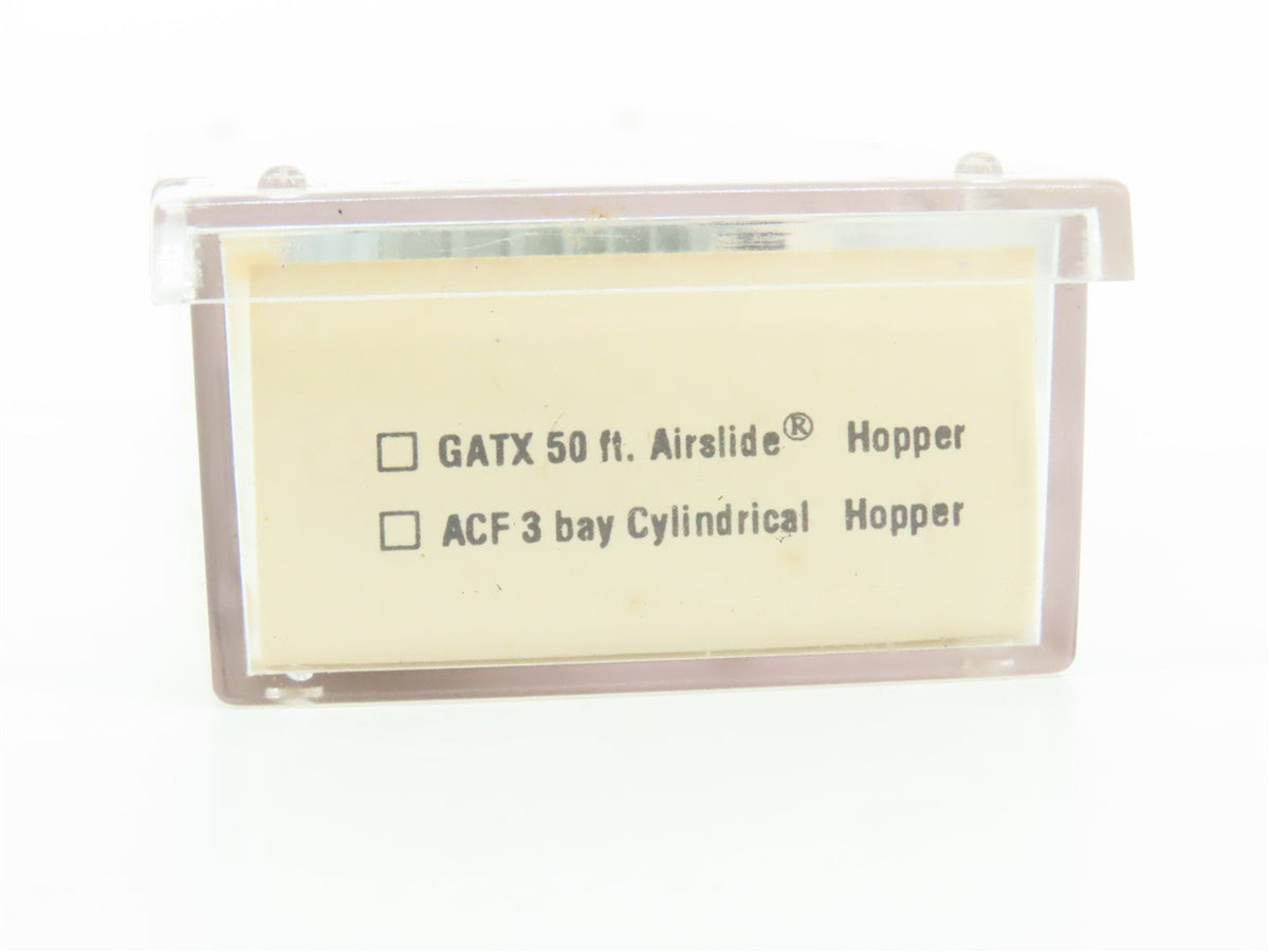 N Delaware Valley GATX Wonder Bread / Hostess Cake 50&#39; Airslide Hopper #48328