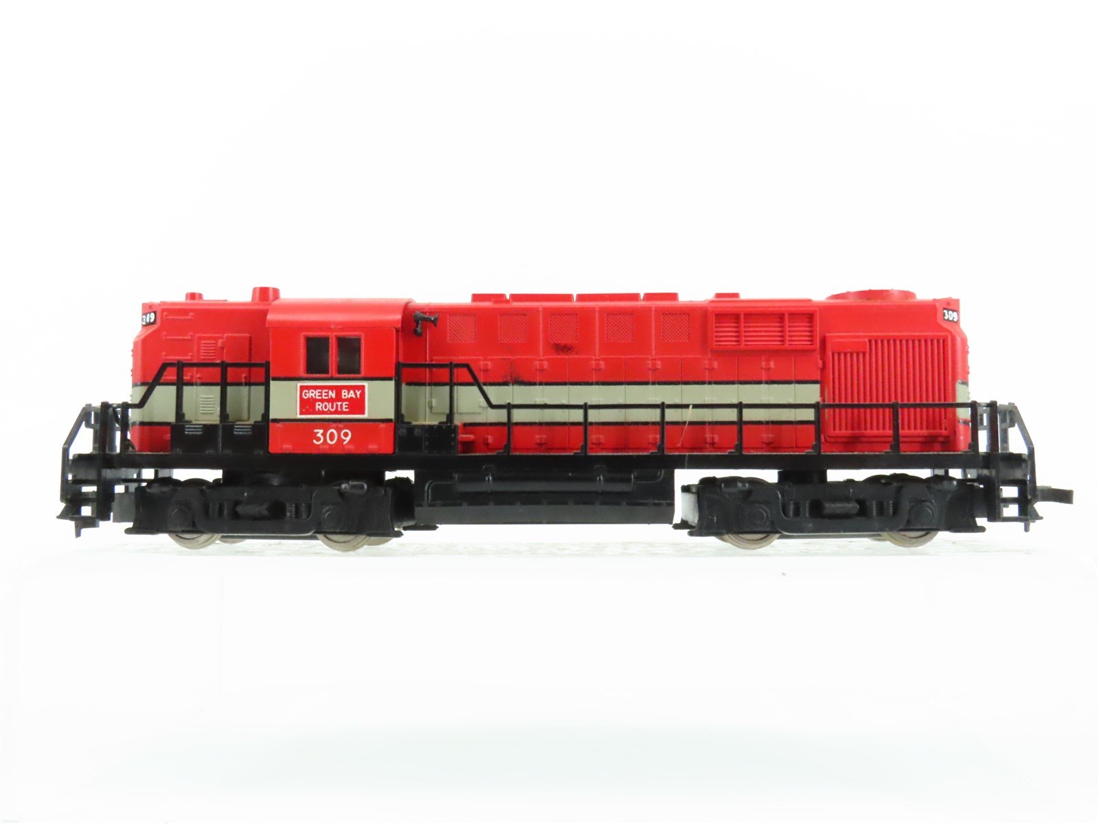 HO Scale Mehano GBW Green Bay Western RS11 Diesel Locomotive #309