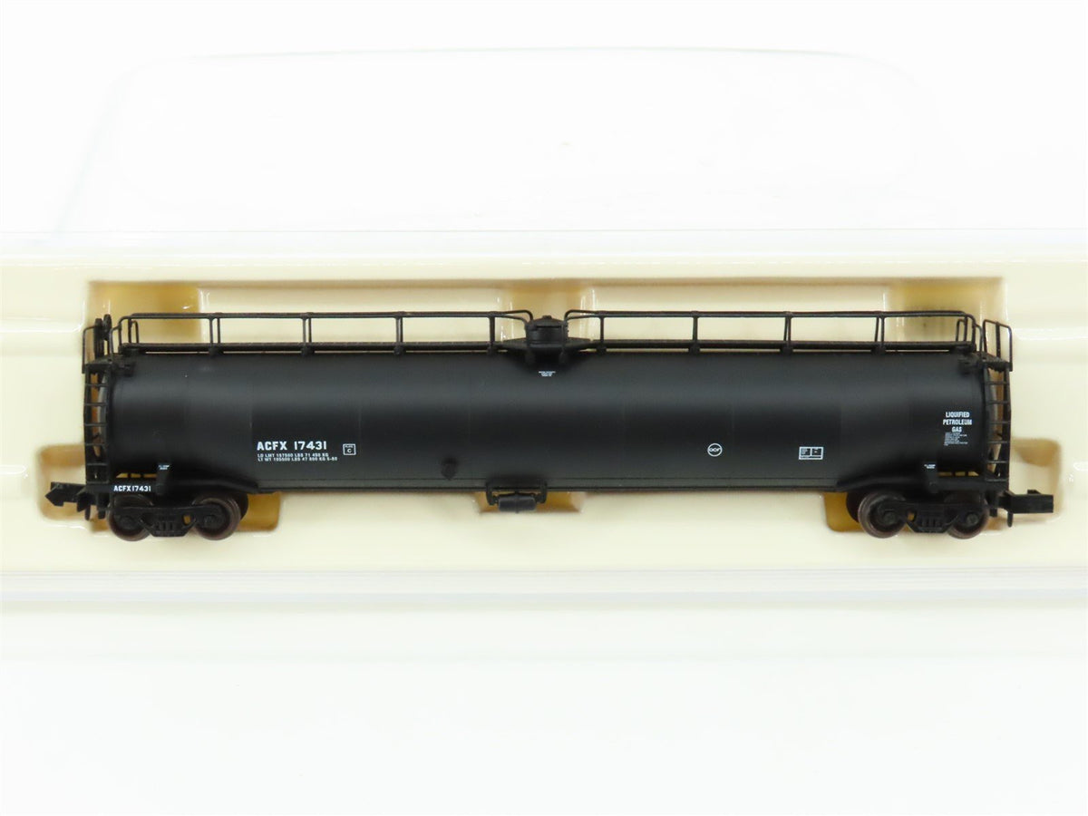 N Scale Atlas ACFX 33k Gallon Liquified Petroleum Gas Tank Car #17431