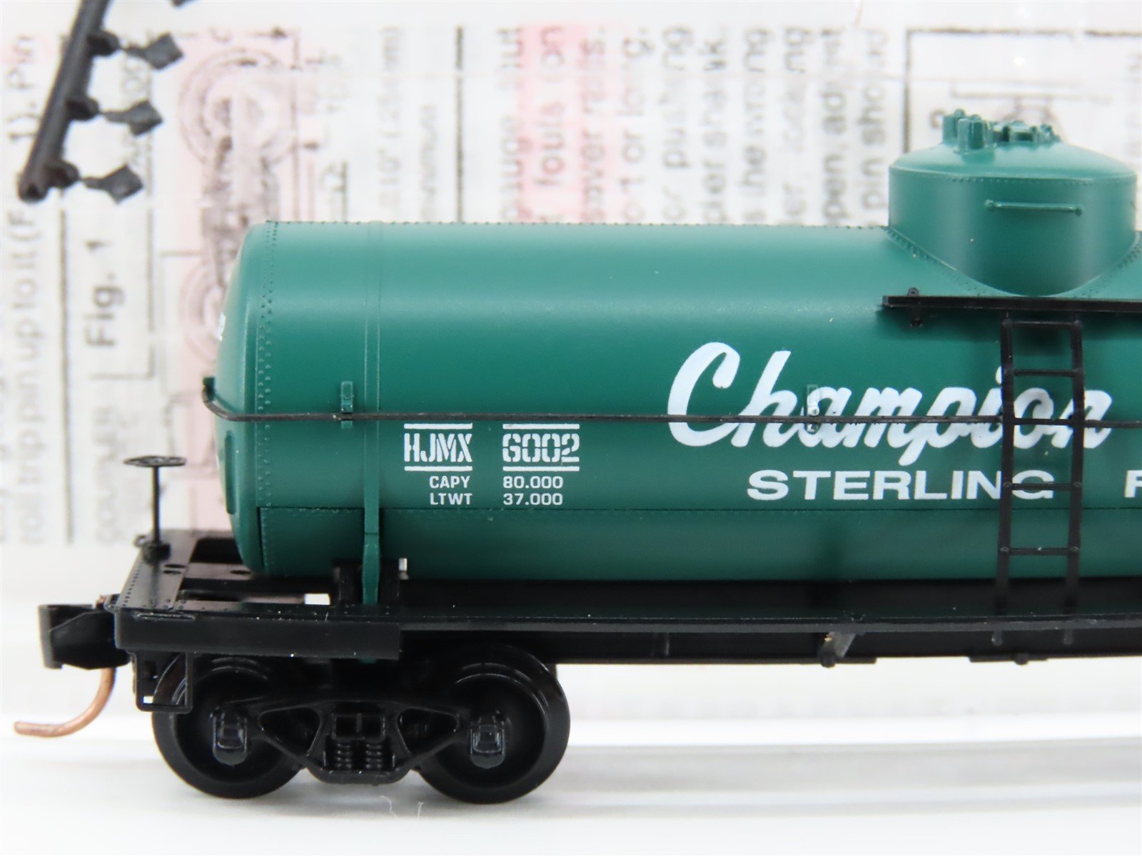 N Micro-Trains MTL 65490 HJMX Champion Oils 39' Single Dome Tank Car #6002