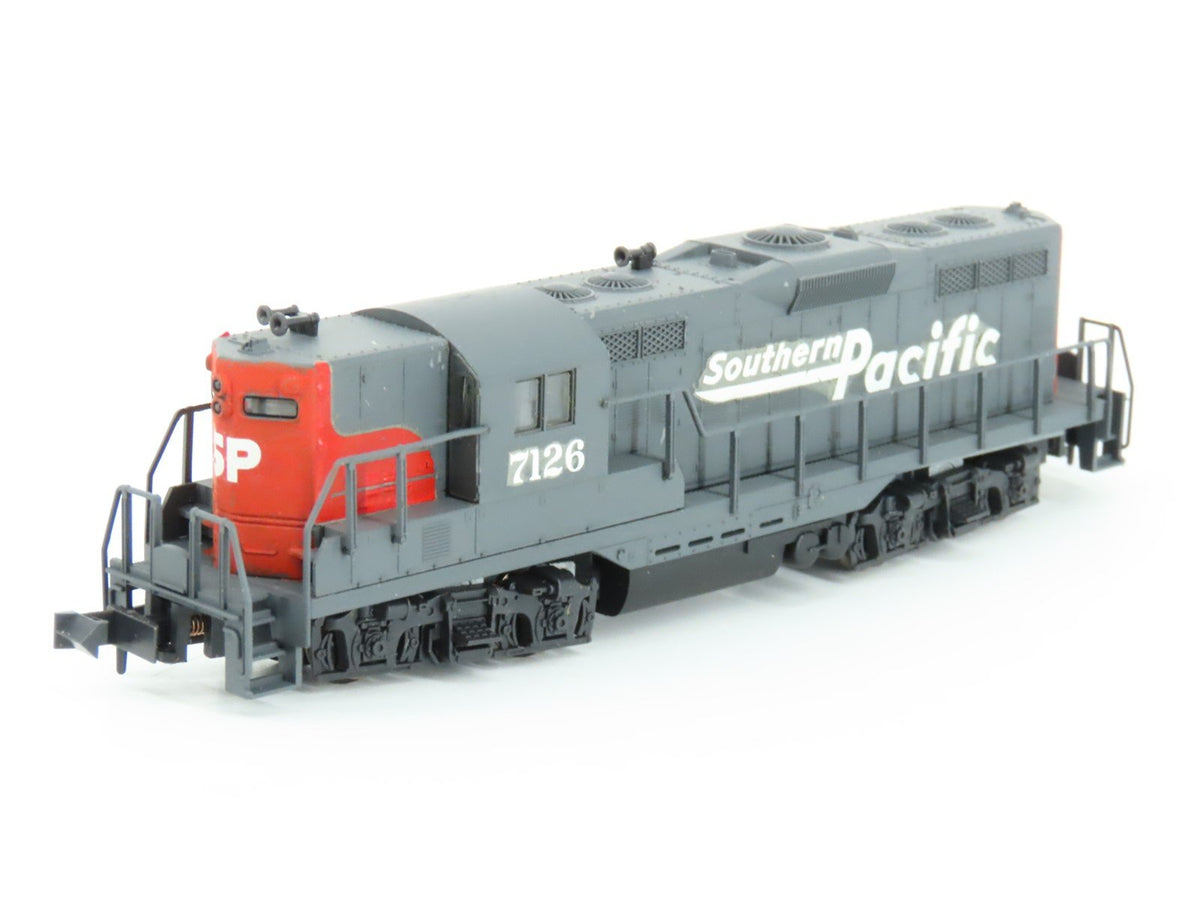 N Atlas/KATO 4330 SP Southern Pacific &quot;Bloody Nose&quot; GP9 Diesel #7126 - Custom