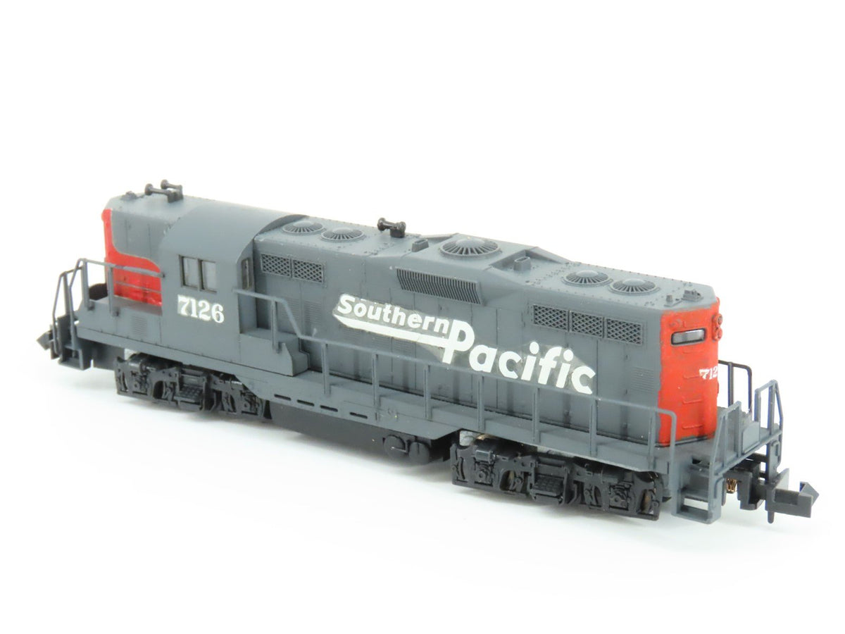 N Atlas/KATO 4330 SP Southern Pacific &quot;Bloody Nose&quot; GP9 Diesel #7126 - Custom