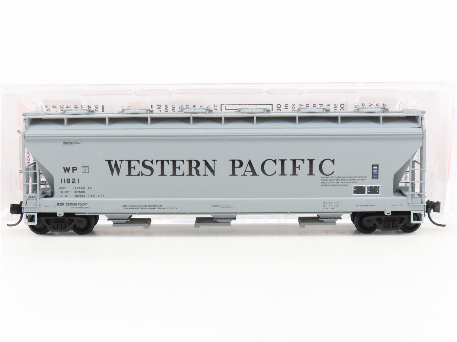 N Scale Micro-Trains MTL 09300170 WP Western Pacific 3-Bay Covered Hopper #11921