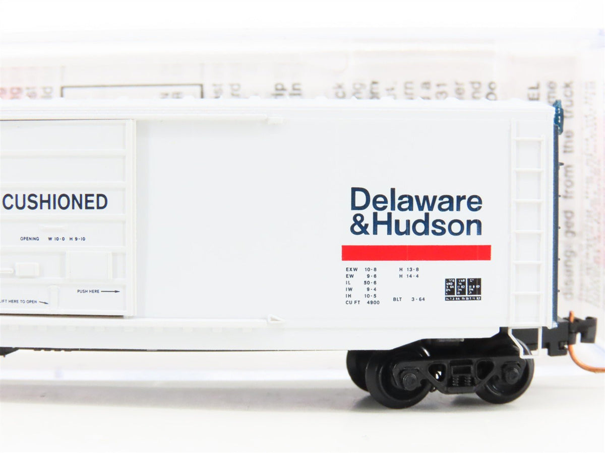 N Micro-Trains MTL 07700060 D&amp;H Delaware &amp; Hudson 50&#39; Single Door Box Car #27073