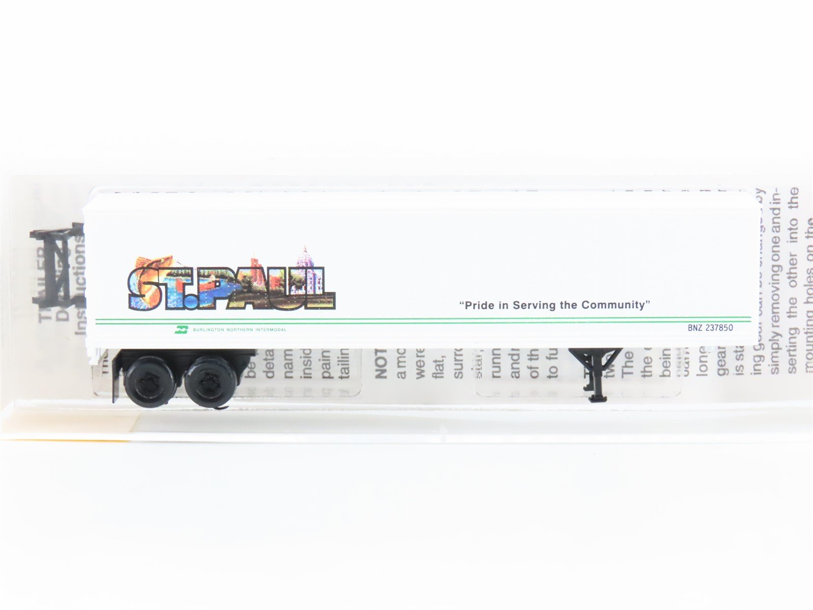 N Scale Micro-Trains MTL 67130 BNZ Intermodal St. Paul 45' Trailer #237850