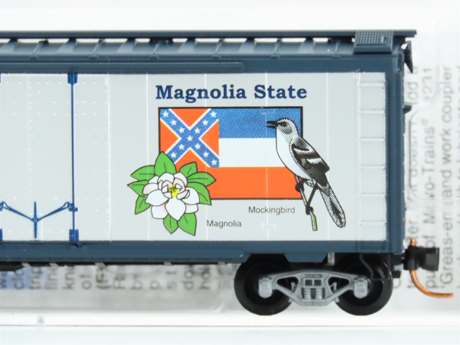 N Scale Micro-Trains MTL 02100401 MS Mississippi State 40' Standard Boxcar #1817