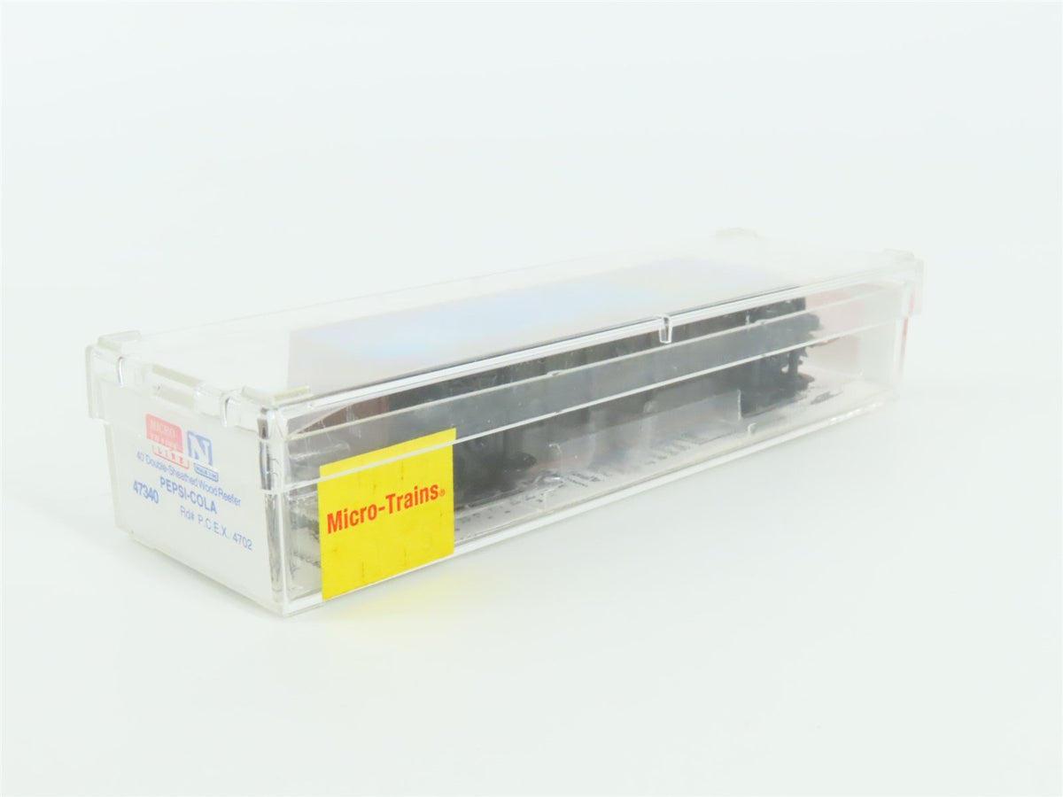 N Scale Micro-Trains MTL 47340 PCEX Pepsi-Cola 40&#39; Wood Reefer #4702