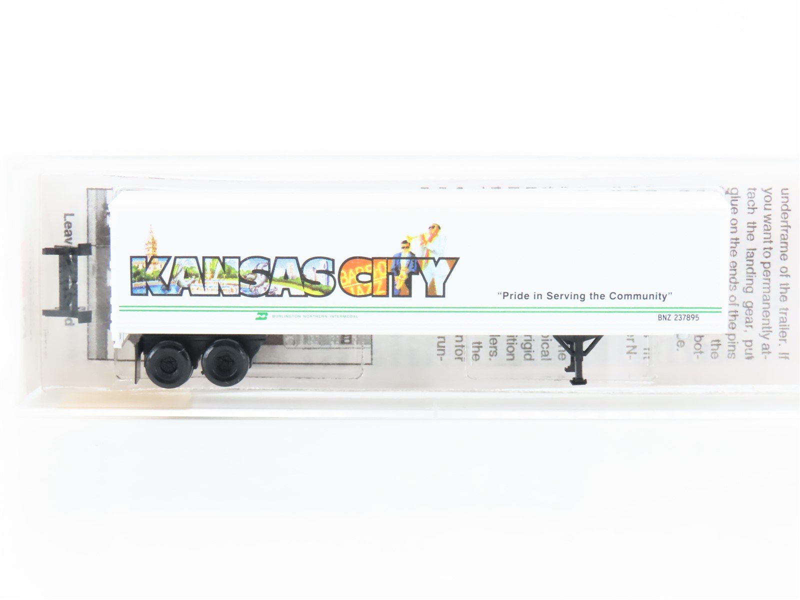 N Scale Micro-Trains MTL 67110 BNZ Intermodal Kansas City 45' Trailer #237895