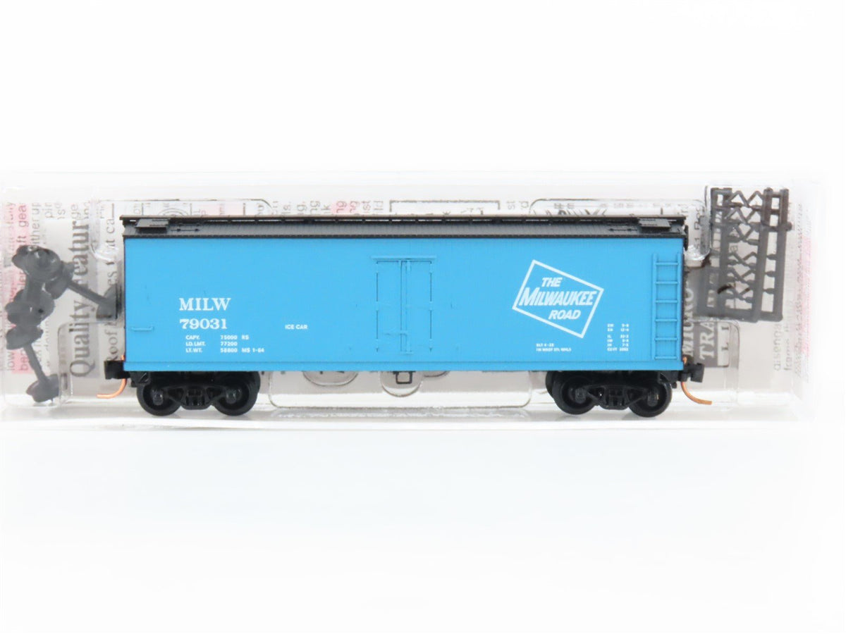 N Scale Micro-Trains MTL 47360 MILW Milwaukee Road 40&#39; Wood Reefer #79031