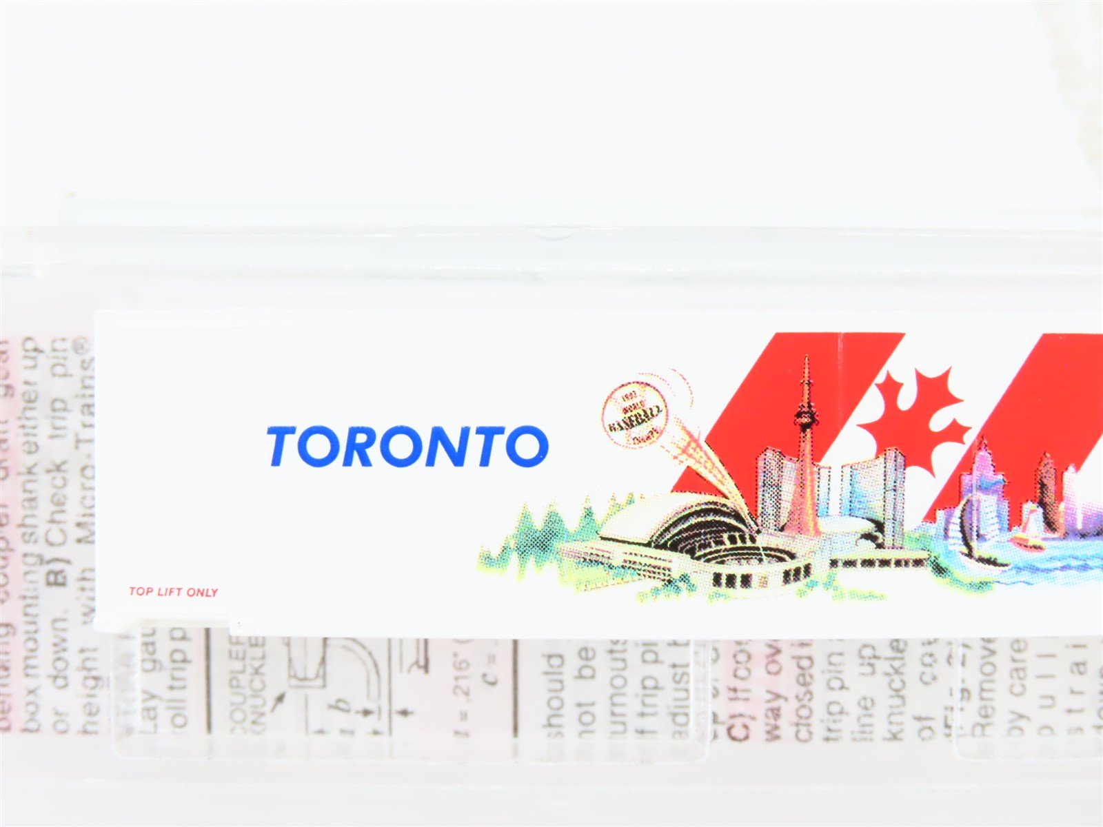 N Deluxe Innovations Micro-Trains MTL 08100740 BNAU Toronto Ontario Container