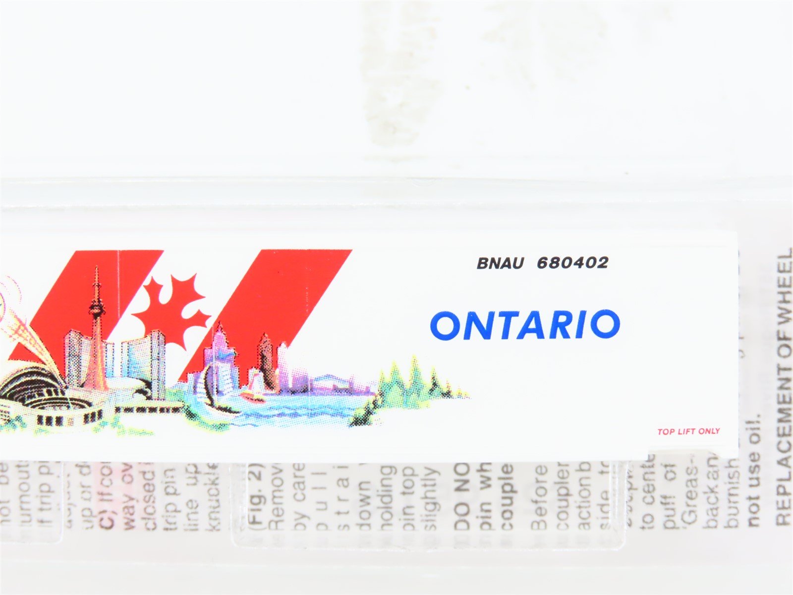 N Deluxe Innovations Micro-Trains MTL 08100740 BNAU Toronto Ontario Container