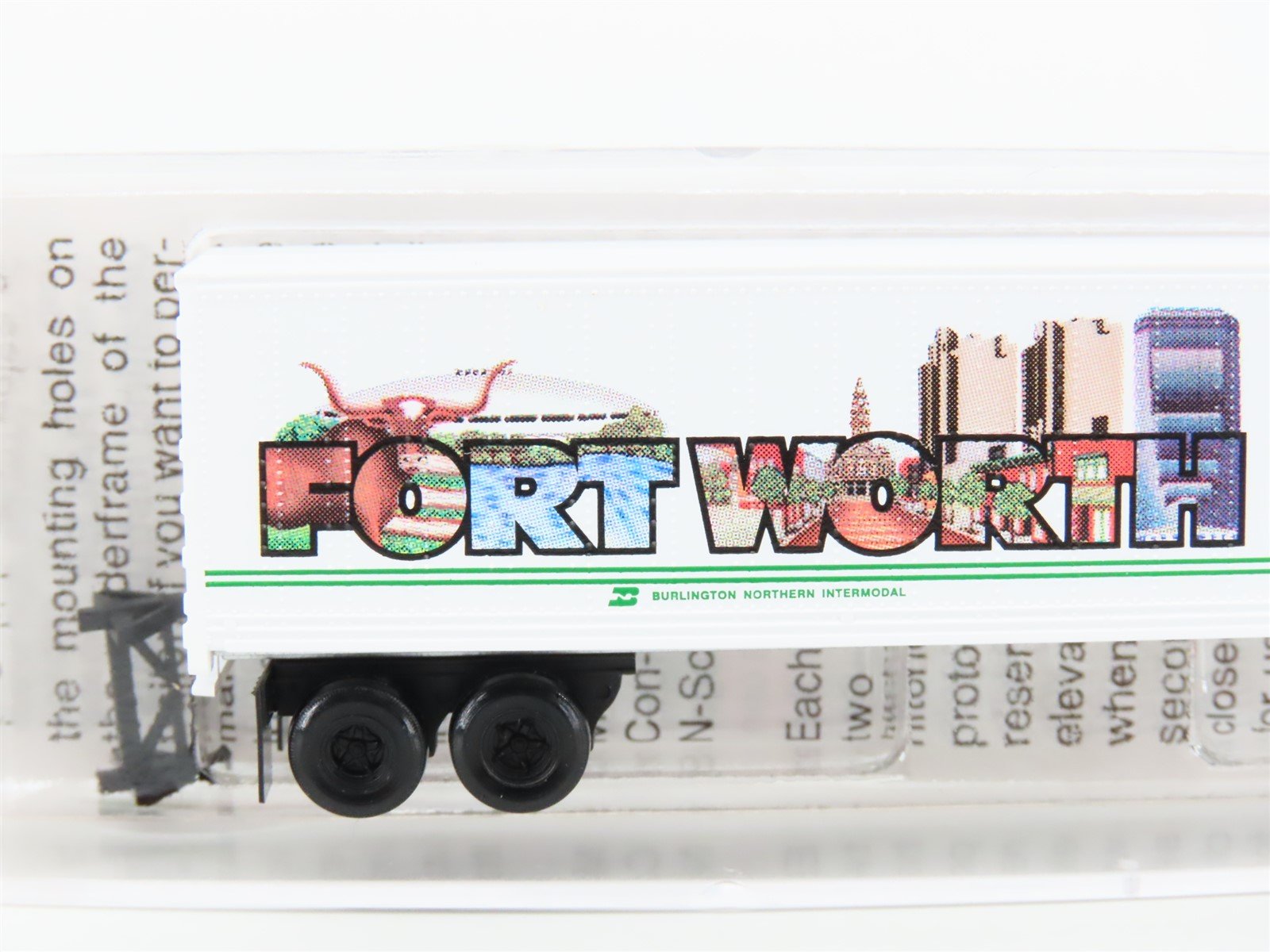 N Scale Micro-Trains MTL 67160 BNZ Intermodal Fort Worth 45' Trailer #237907