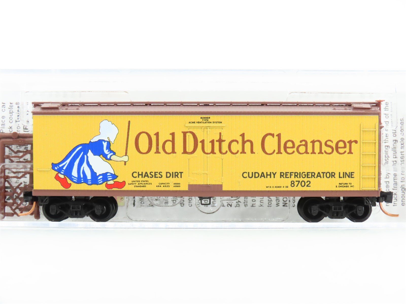 N Scale Micro-Trains MTL 04900770 Old Dutch Cleanser 40' Wood Reefer #8702